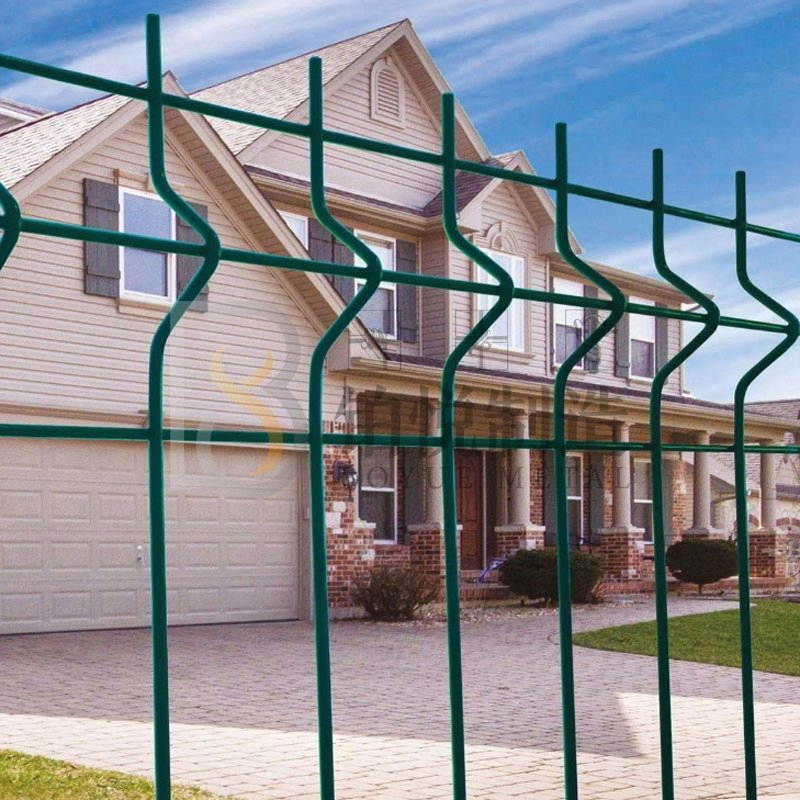 2X2 PVC Coated Galvanized Triangle Bending 3D Curved Welded Wire Mesh Farm Garden Fence