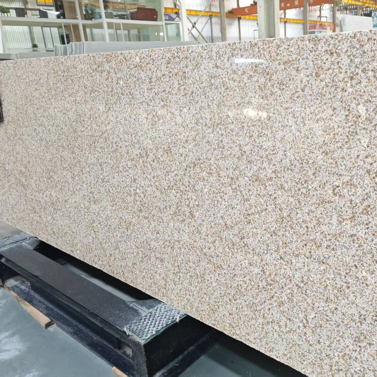 China Natural Stone Cheap Granite Tile for Flooring Tile Slab Tile Yellow Rust Stone