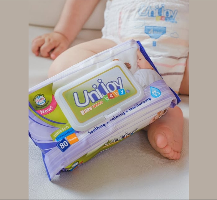 Chemical Free Custom Flushable Household Multipurpose Baby Skin Baby Wet Wipes Supplier