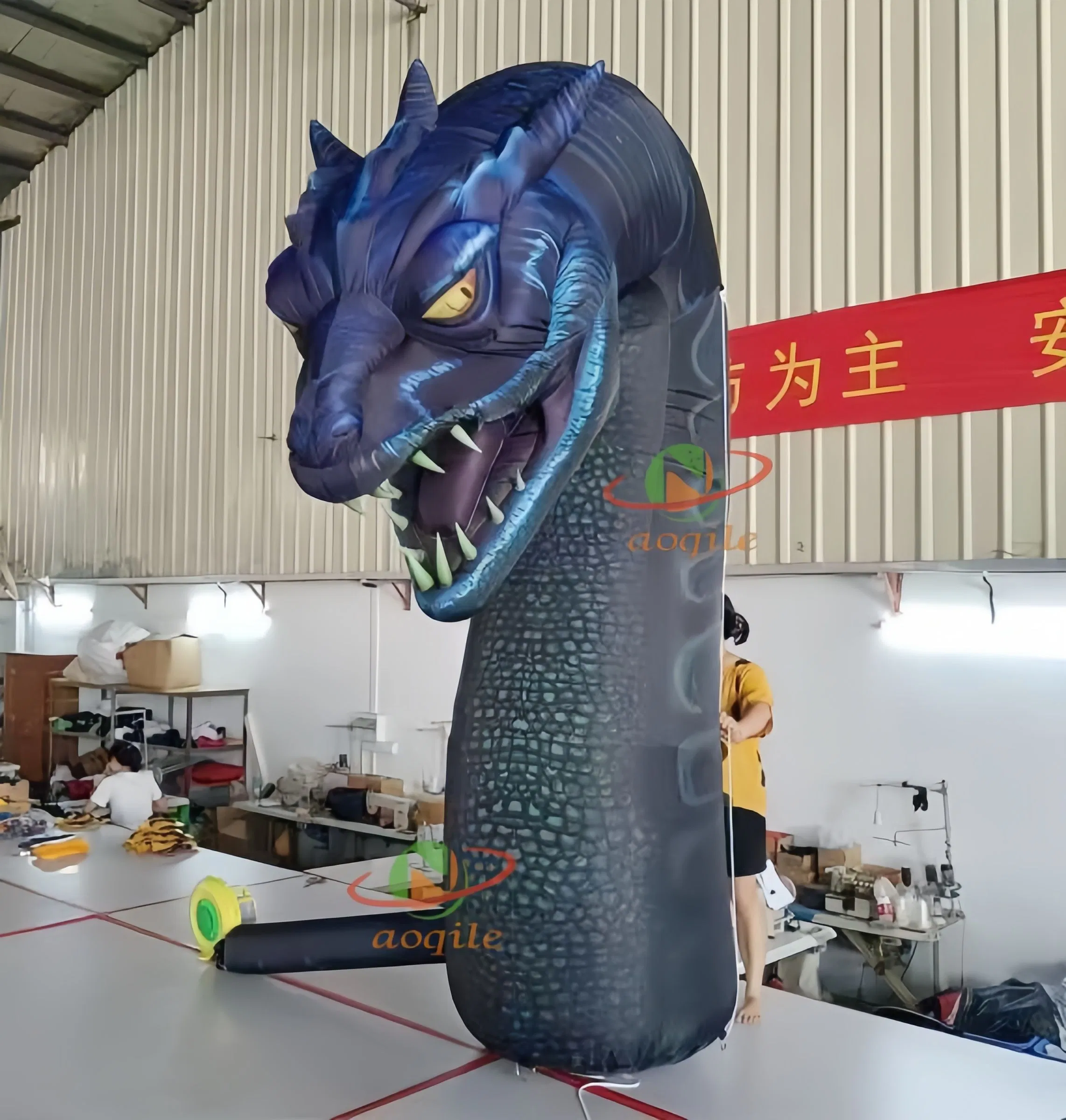 Aoqile Custom Large Inflatable Cartoon Doll Weather Resistant Festival Brand Event Decoration