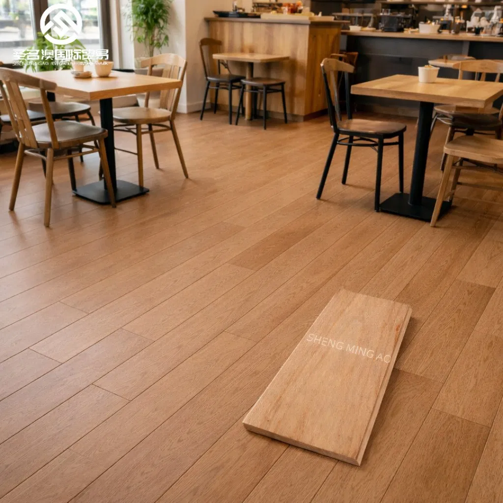 Engineered Wood Flooring Wide Plank European Oak Wooden Floor for Modern Minimalist Interior and Residential Decoration