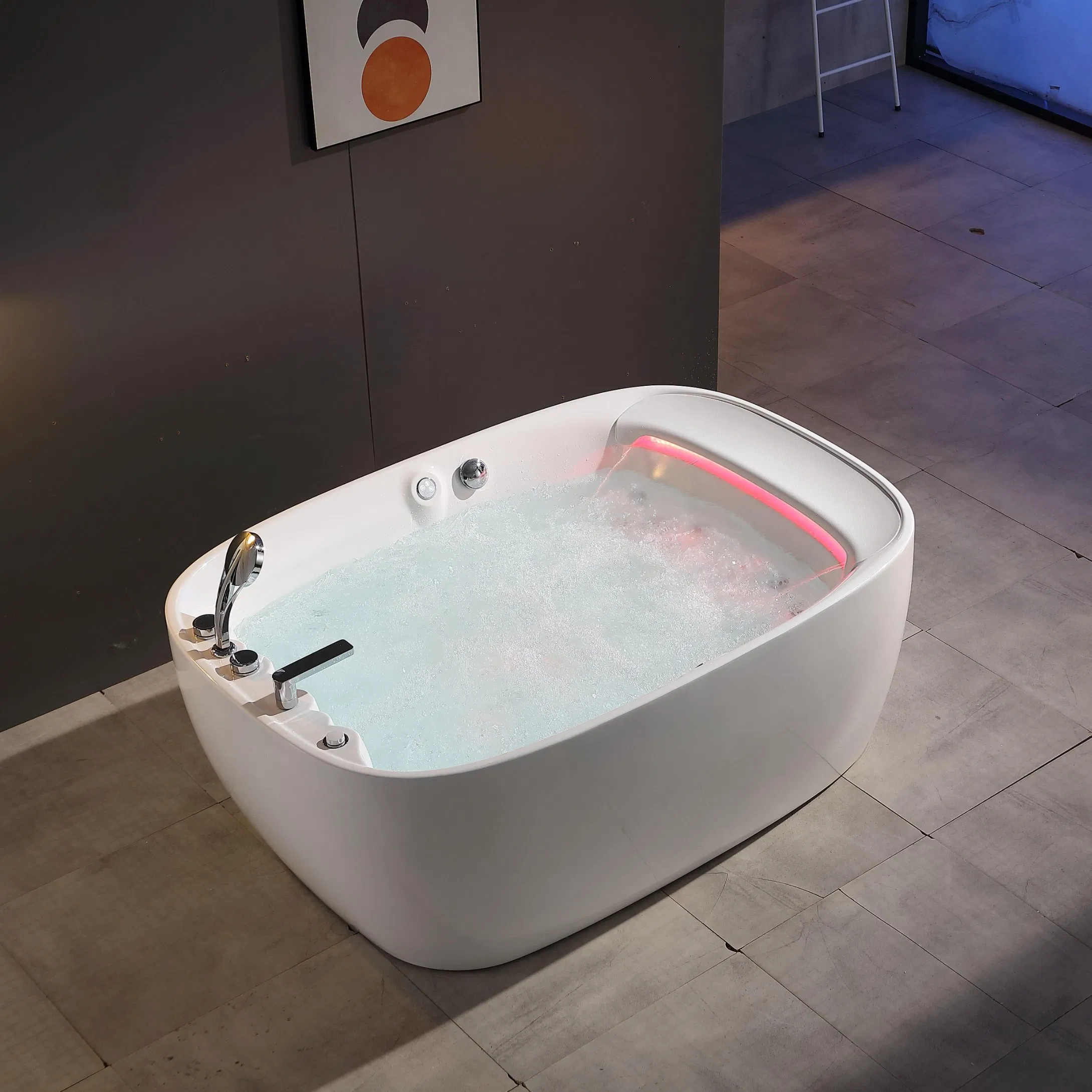 New Design Luxury Acrylic Freestanding 2-People SPA Hot Tub with Pillows&Bubble