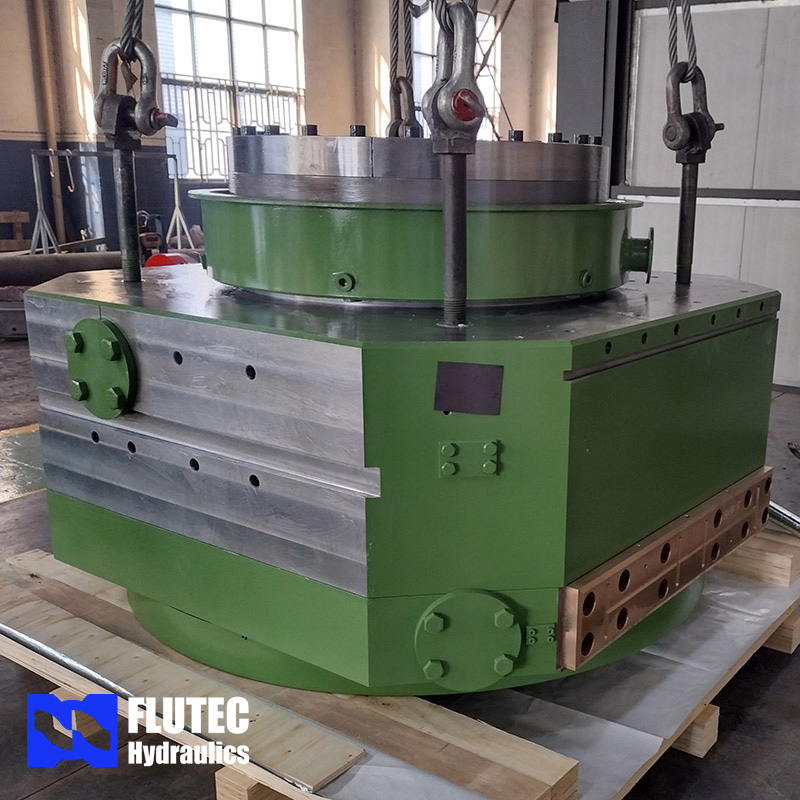 Гидроцилиндр двухстороннего действия AGC для металлургии