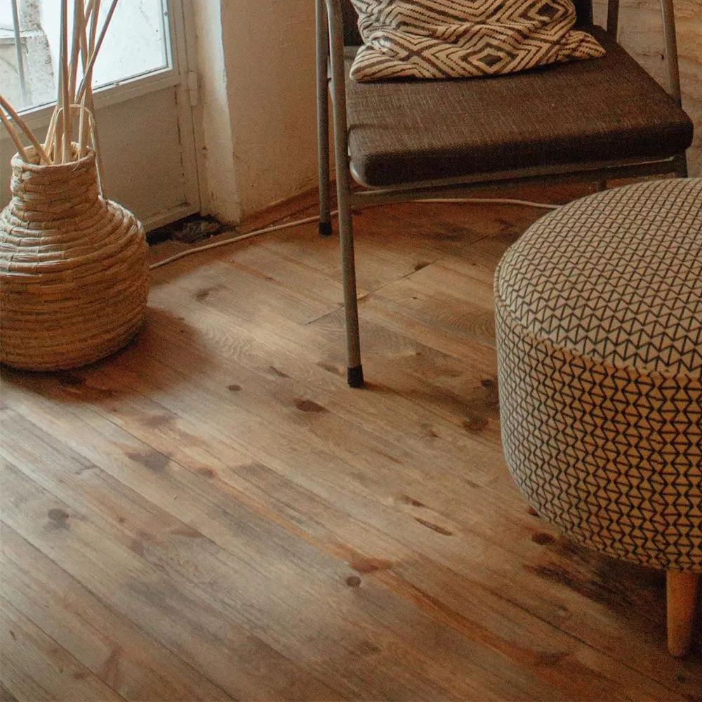 Водостойкий SPC ламинат для кухни и спальни