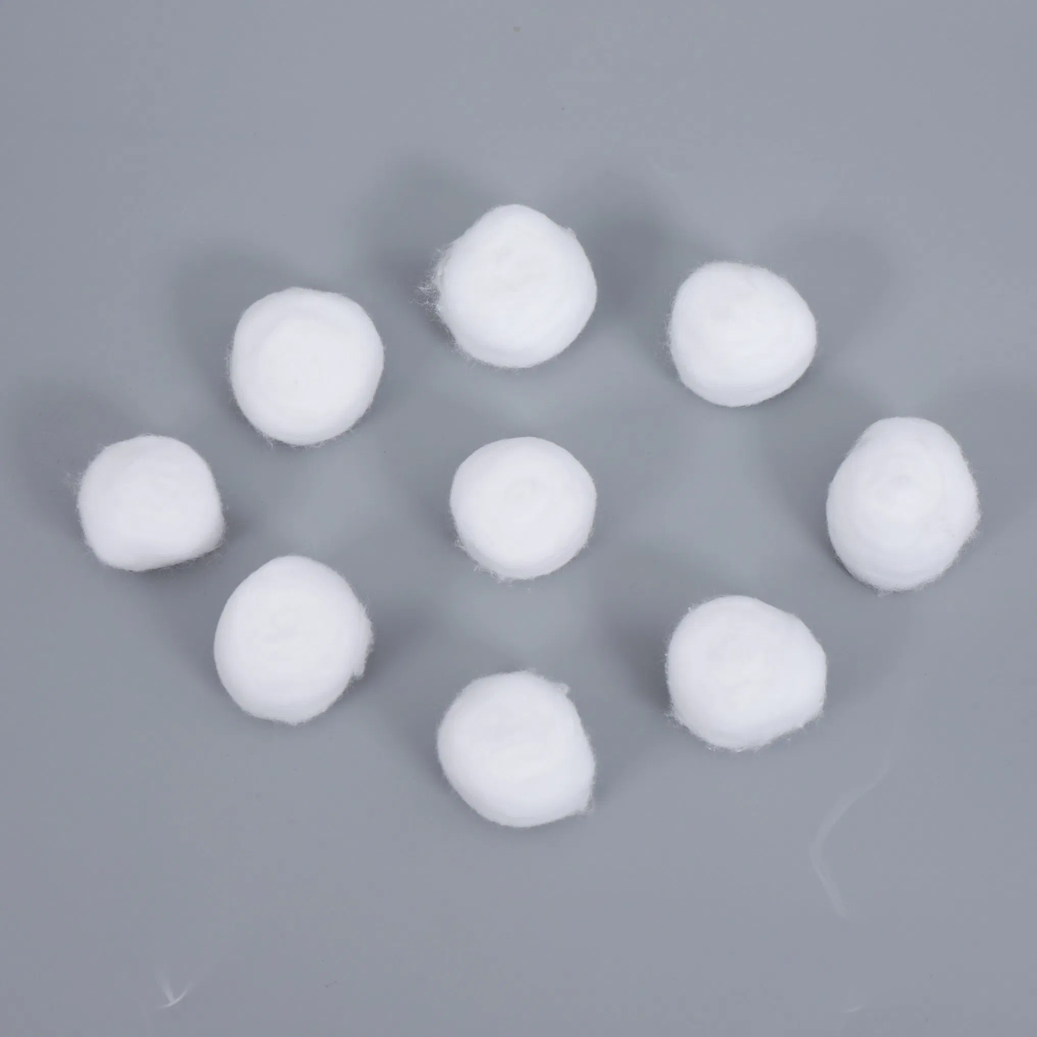 Superior Quality Eco Friendly Medical Sterile Bulk Cotton Balls Disposable Cotton Ball