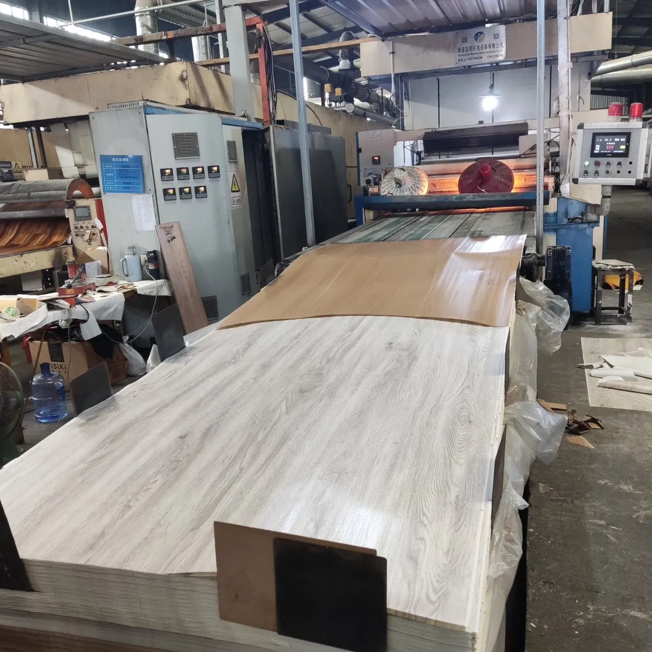 Wood Grain Melamine Decorative Impregnated Paper for Floor and Furniture Door