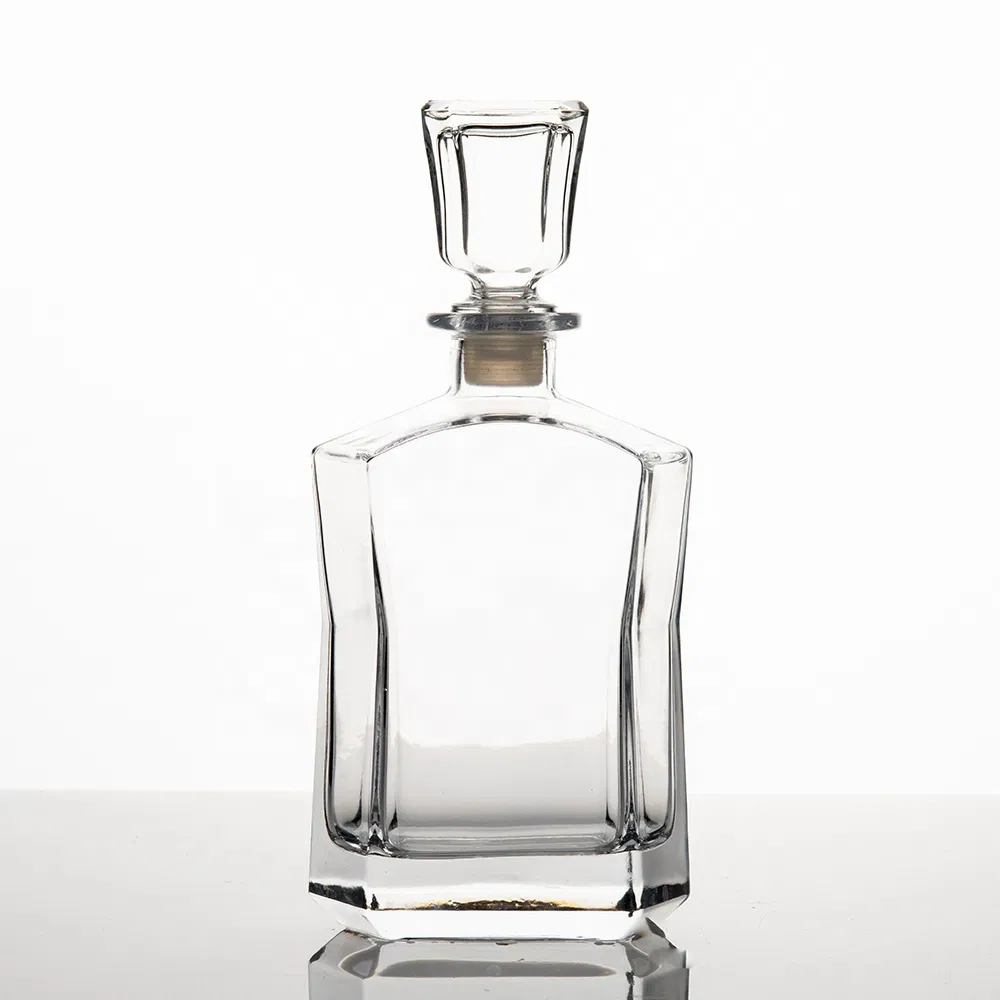 Shunstone Glass Decanter for Whiskey
