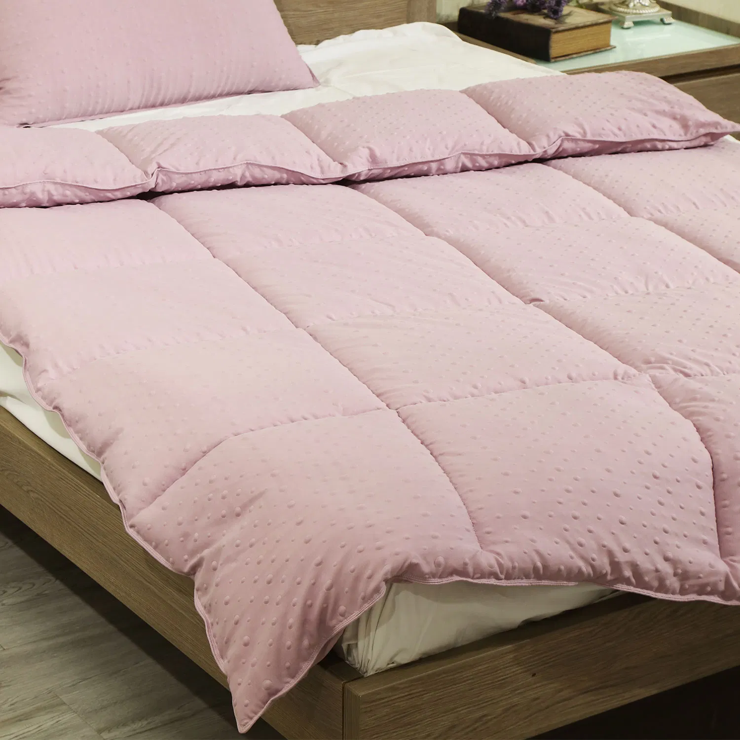 Super Soft Breathable Down Alternative Fiber Insert Comforter Bedding Set for Home Use