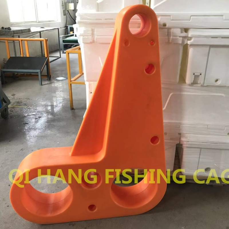 PE Injection Molded Rotational Cage Bracket for Round Pipes Delivery 2-4 Weeks