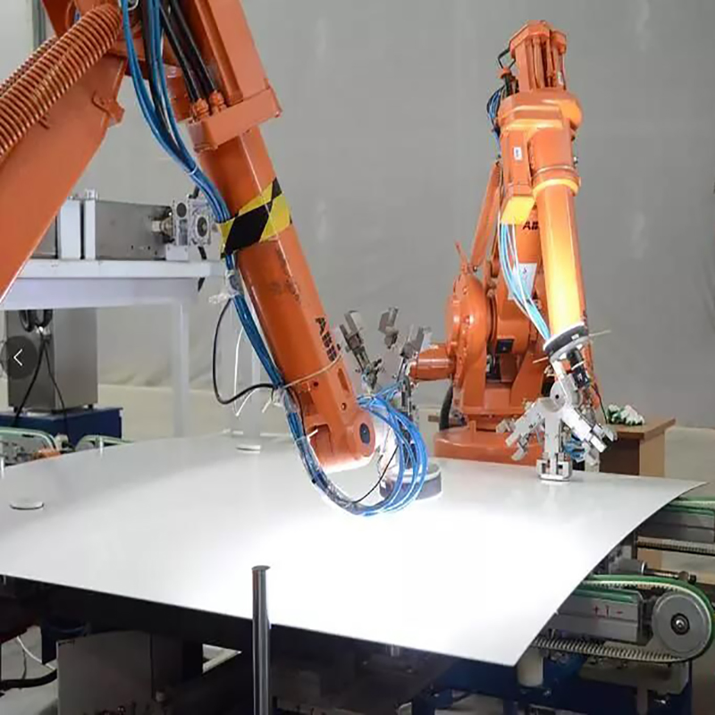 Arc Tempered Parabolic Mirror Thickness 3mm to 4mm for Concentrated Solar Power Generation