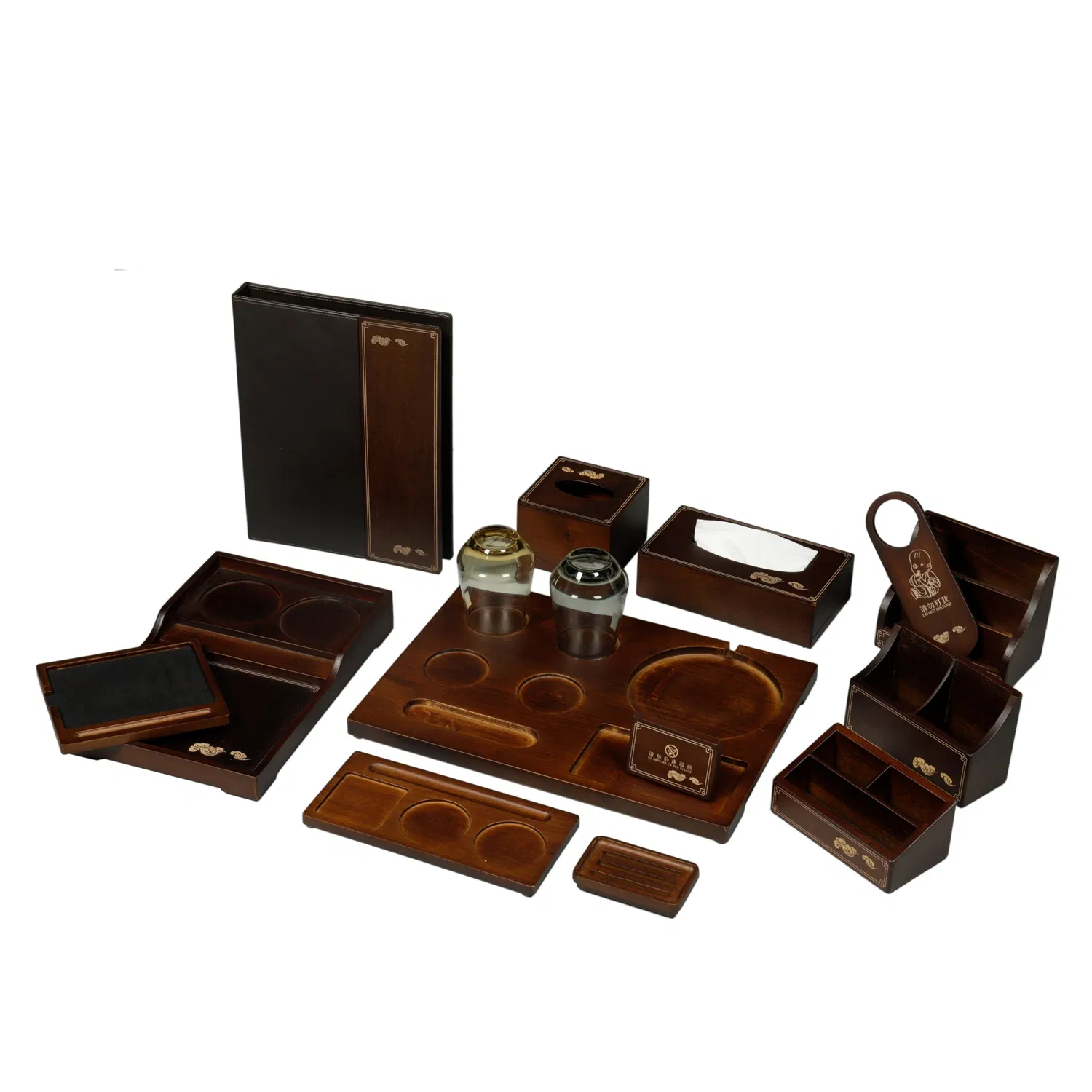 Набор гостевого оборудования из дуба для отелей