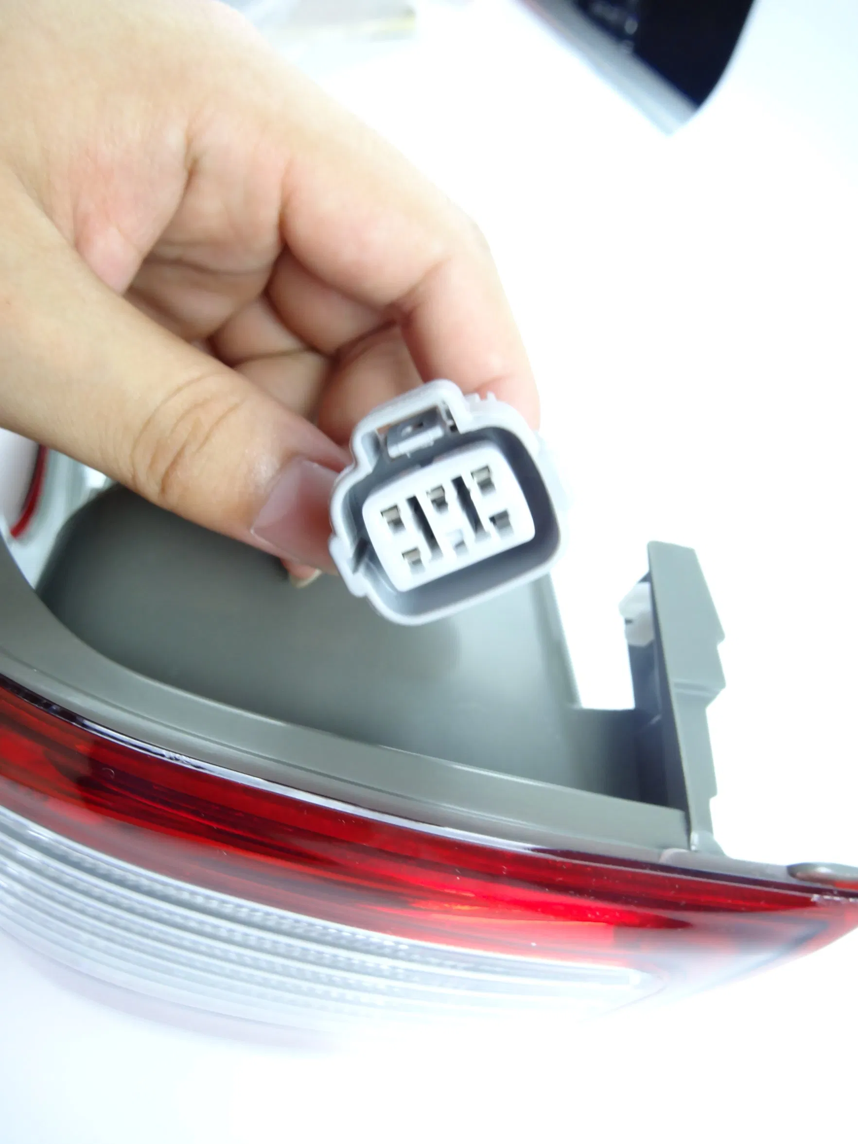 Задний фонарь для Mitsubishi L200 с 2016 года (арт. 8330A944)