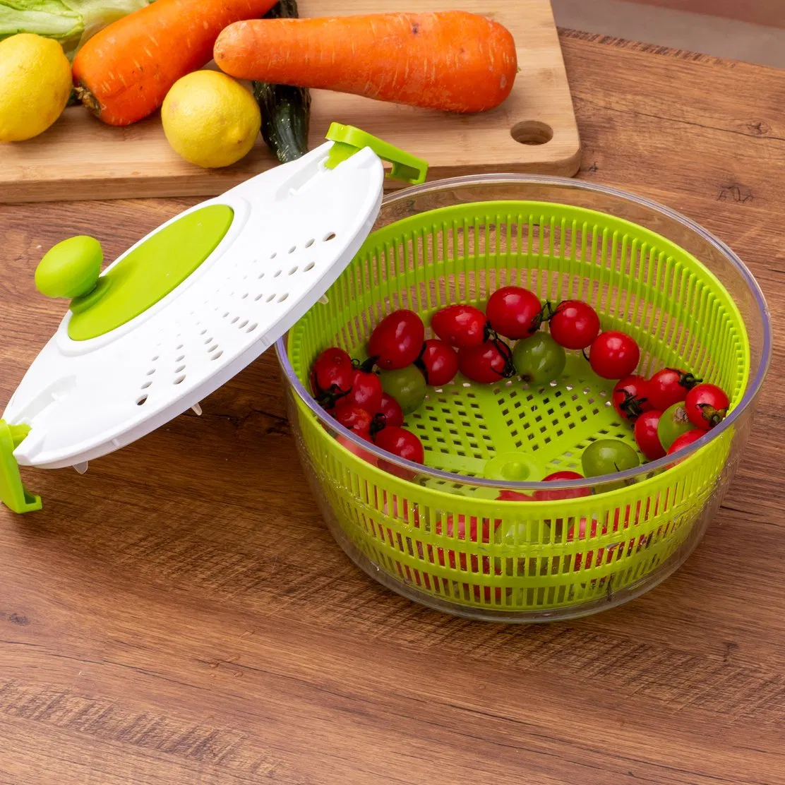 Forest Green Manual Salad Spinner with Secure Locking Clips & Anti-Slip Silicone Base