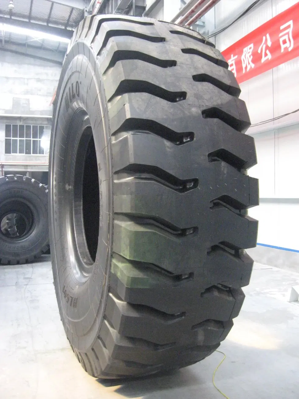 All Steel Radial Off-Road Tyre 23.5R25, Hilo OTR Industrial Tyre 26.5R25 E3/L3