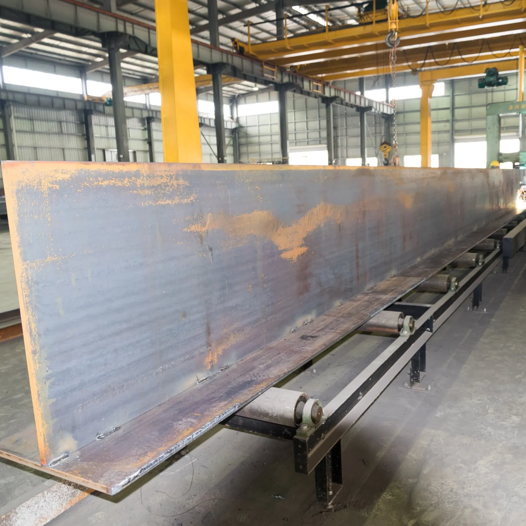 Paiting or Galvanizing Bottom Wall Beam Steel Structure Expandable Prefab House with Good Price
