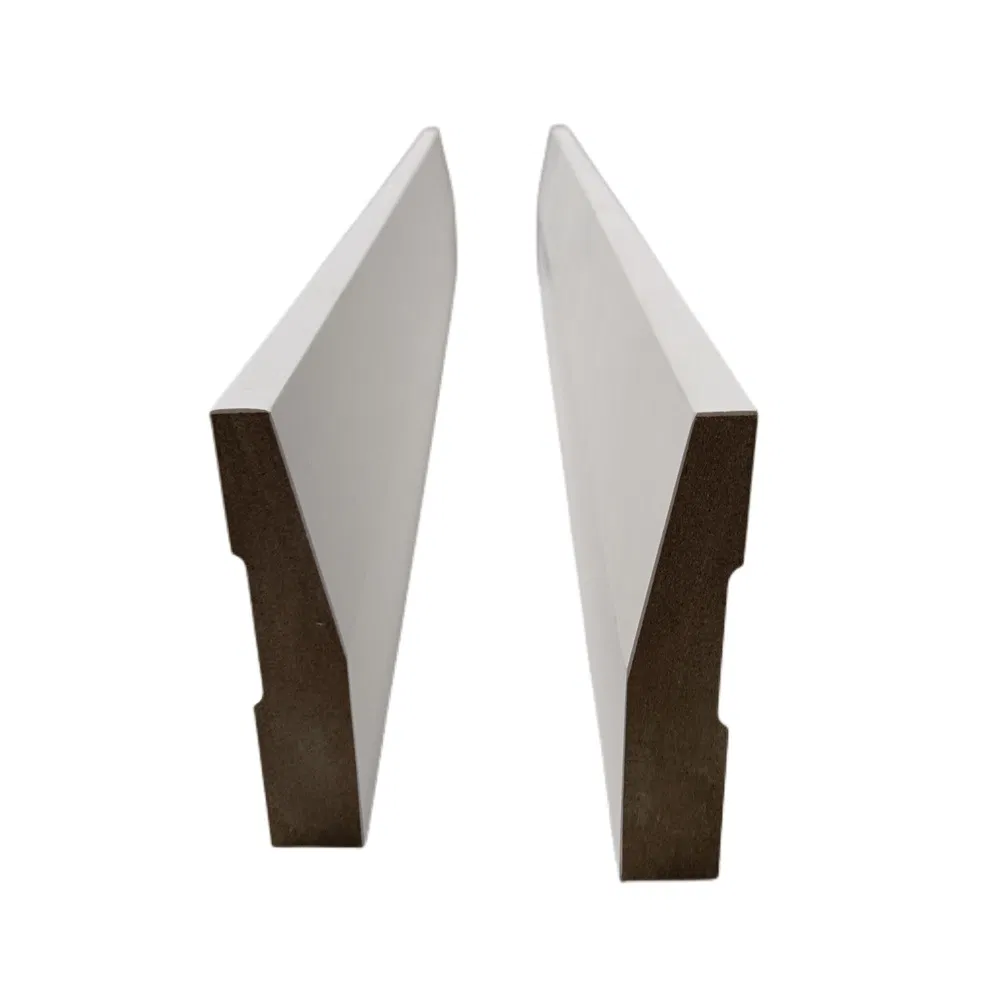 Customized White Primed Solid Wood Baseboard Skirting Board Fjflooring Accessory