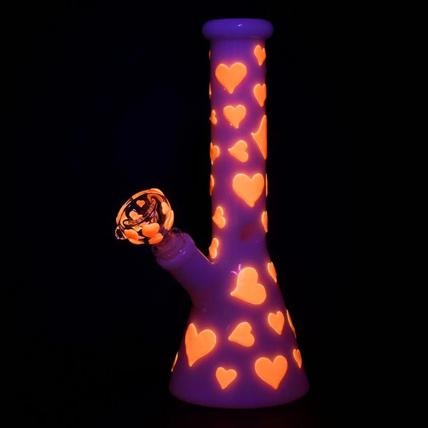 Lovely Heart Glow in The Dark Beaker Water Pipe