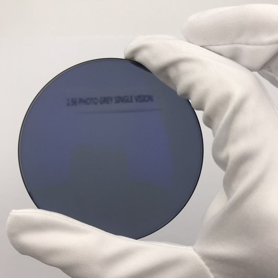 Wholesale Cr39 1.56 Photochromic Photogrey Hmc Sf Semi Finished Optical Eyeglasses Lenses