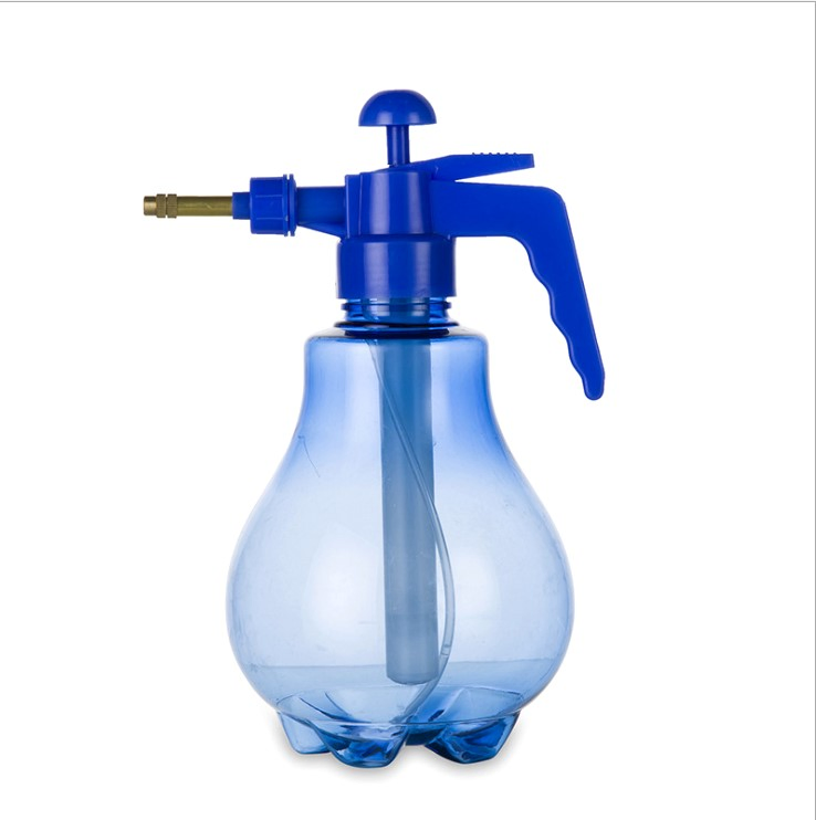 Cheap Price Plastic Water Spray Bottle Watering Can with Sprinkler