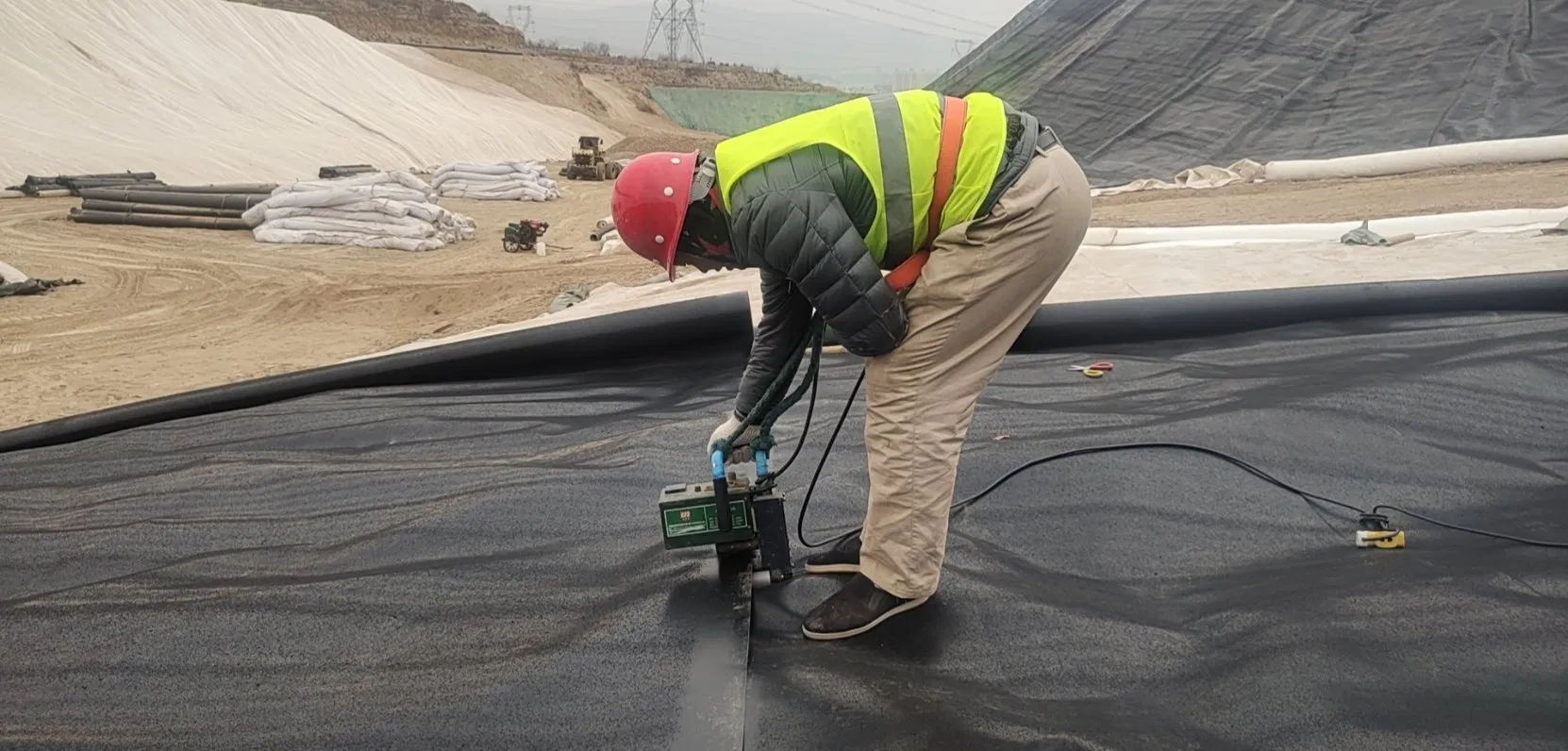 Reinforced Chemically-Resistant Geomembranes for Floating Covers Factory Price Plastic LDPE Tirpal Ytm