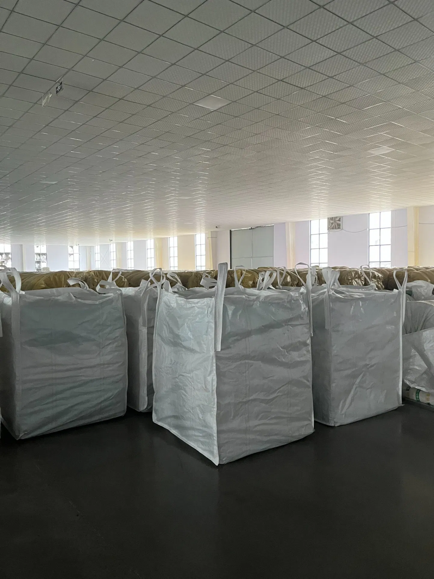 High Strength 1000kg FIBC Jumbo Bag for Chemical and Mineral Transport