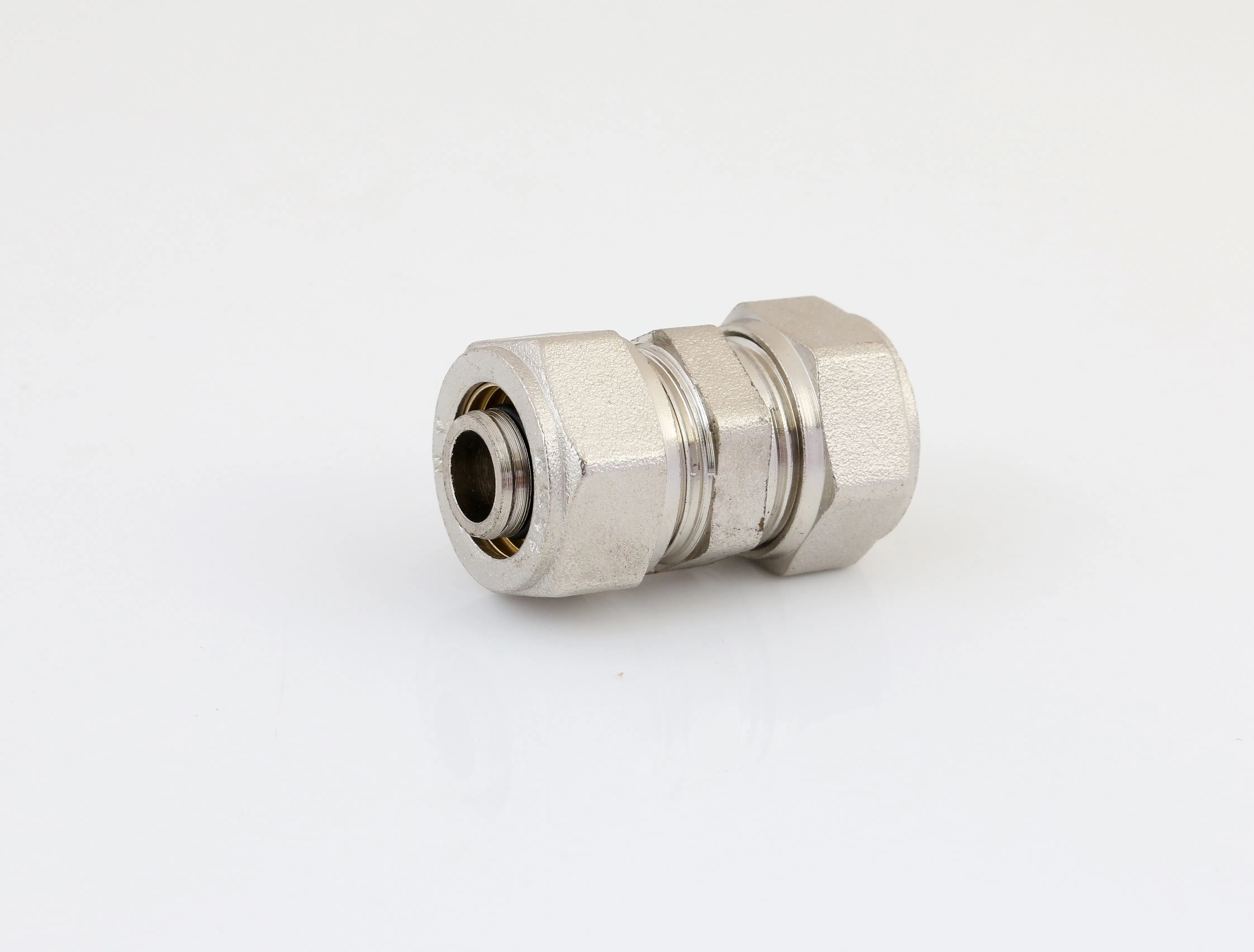 Compression Fittings for Multilayer Pex Pipe with Male Thread