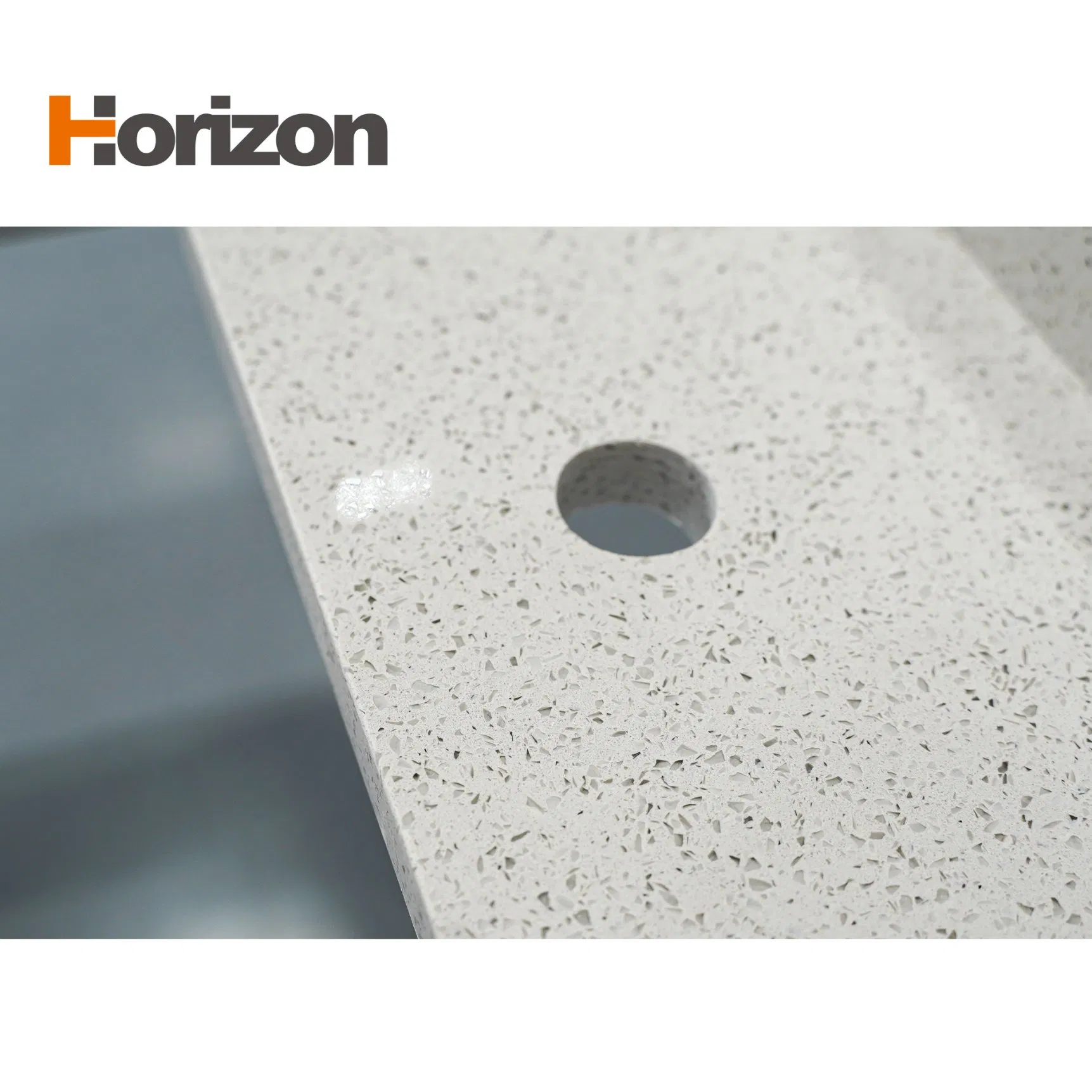 High-End Calacatta Stone Slab, Optimized for Color Retention in Kitchen and Bath.