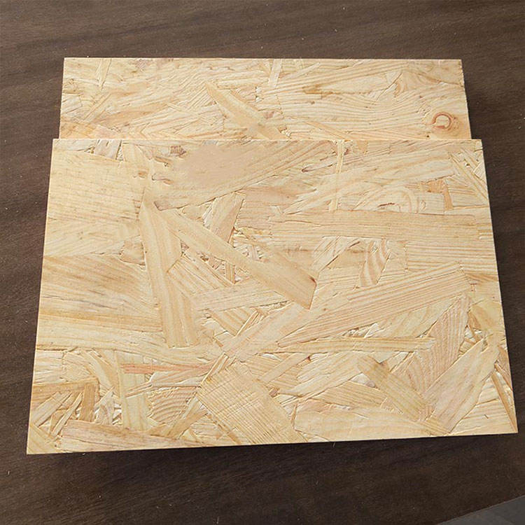 E1 Grade 18mm Moisture Resistant Structural 1220X2440mm Construction Oriented Strand Board Melamine OSB Board