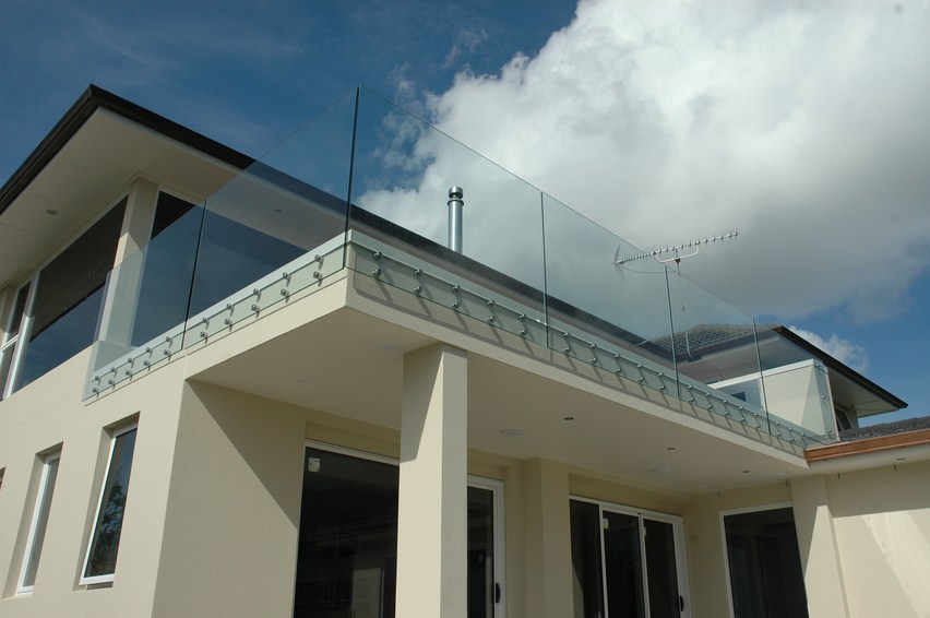 Fashion Design Stainless Steel Glass Standoff Frameless Glass Balustrade for Platform
