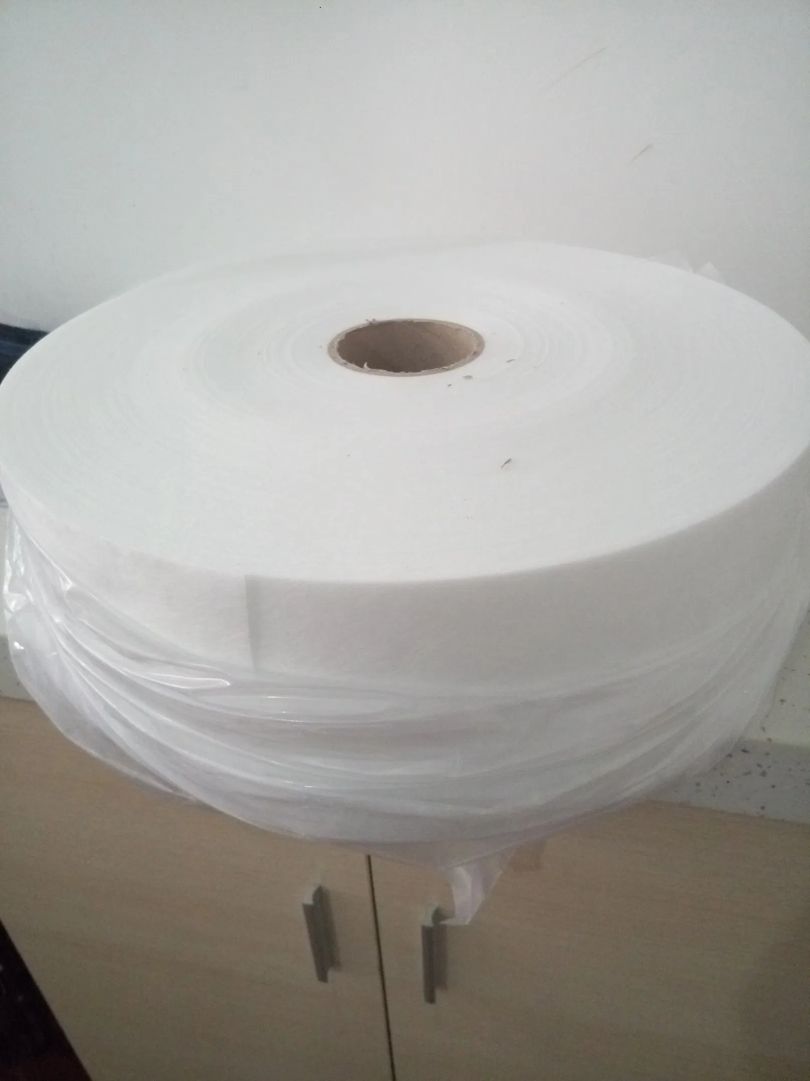 30GSM Fiberglass Tissue Fiberglass 20cm Width for Tank Winding Process