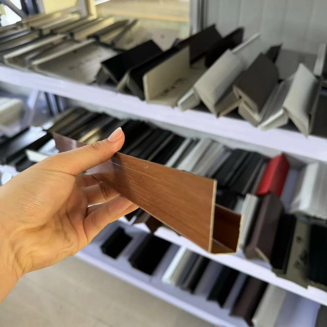 The Most Popular in The North American Market Aluminum J Trim