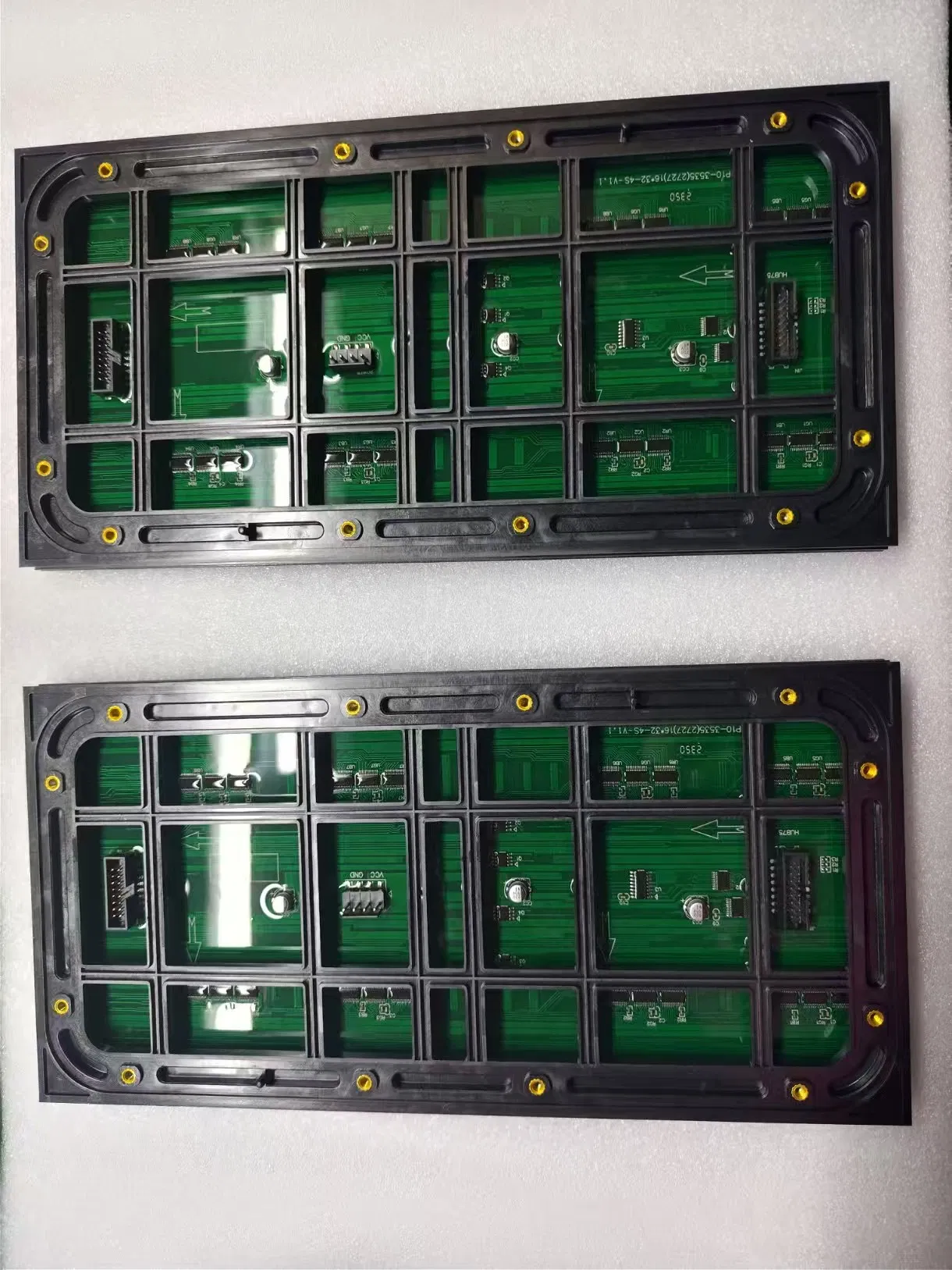 High Quality Competitive Price P8 P10 Outdoor RGB Waterproof 320*160mm SMD3535 LED Display Module