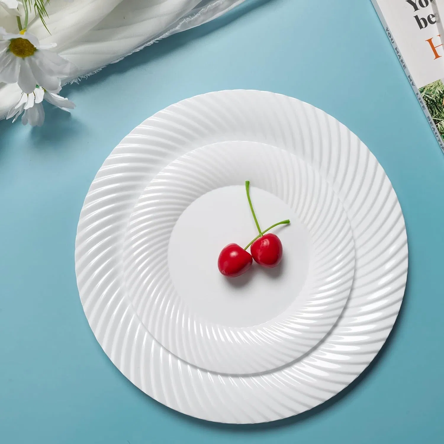 10 Inch White Plastic Plates with Threaded Rim Disposable Heavy Duty Dinner Plates, Premium Hard Plastic for Weddings, Parties and Events