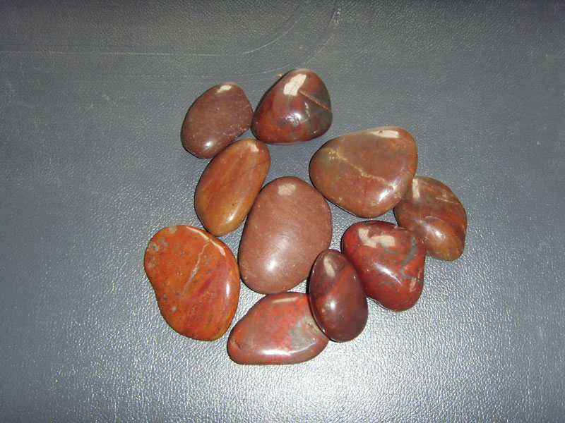 White/Yellow/Red/Black Color Cobble & Pebble Stone for Garden Decoration