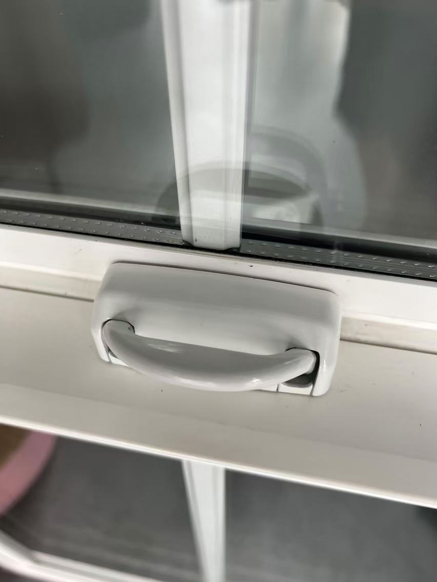 High Quality UPVC/Vinyl Single Hung Window with Grids