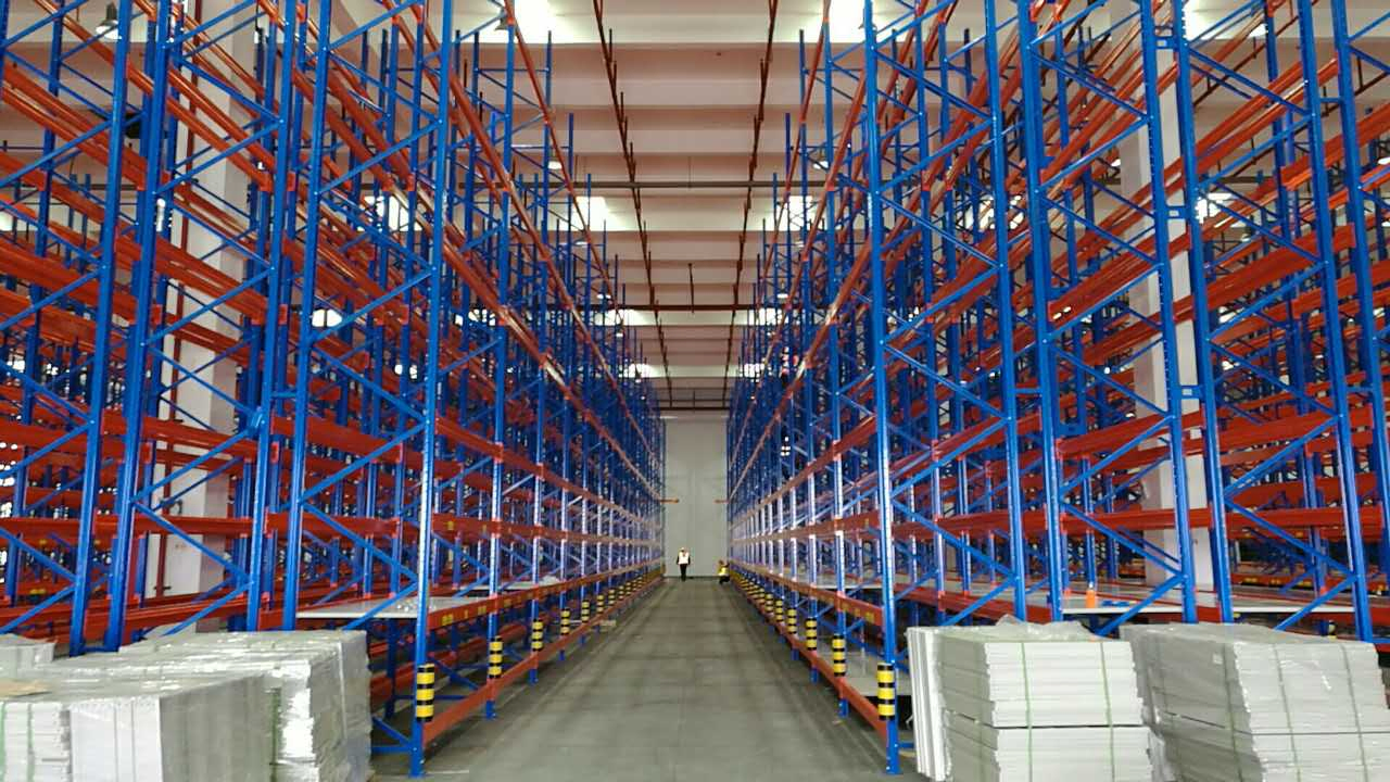 50.8mm Pitch Warehouse Q345 Racking Beam Pallet Racking with Ce