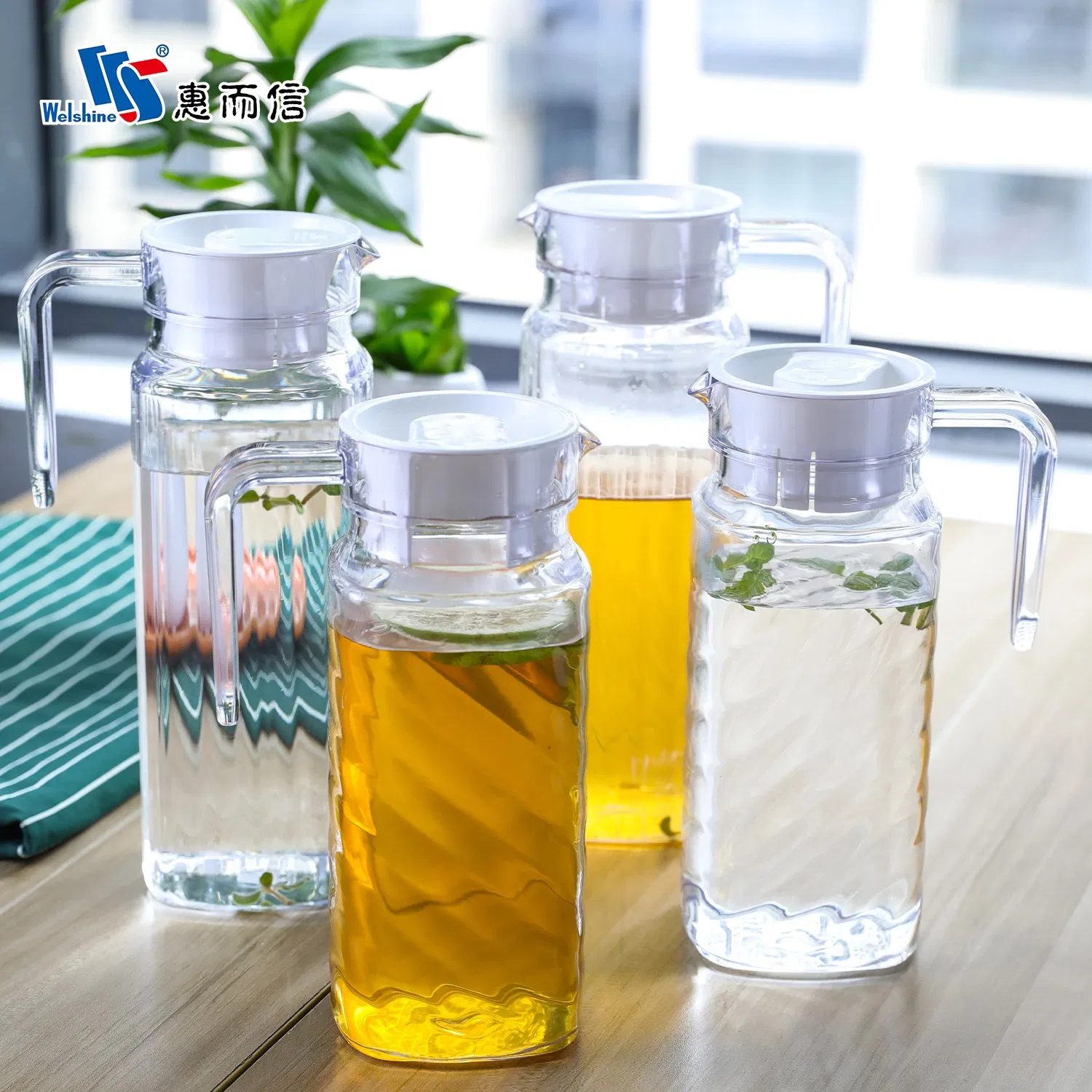Plastic Measuring Cups with Handle Clear Unbreakable PC Beverage Pitcher Jugs Plastic Container
