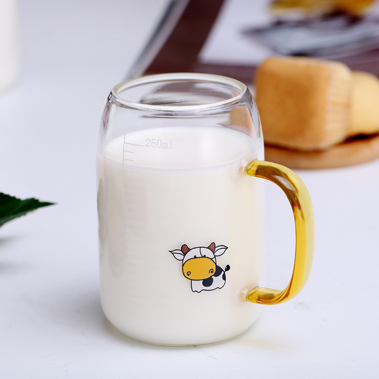 High Quality Borosilicate Glass Milk Cup with Scale Carton Milk Bottle with Colorful Handle 250ml