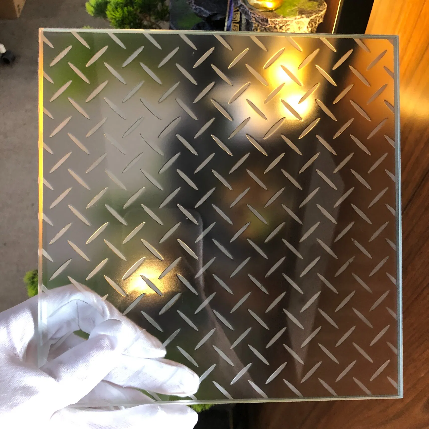 8mm Ultra Clear Non-Slip Glass for Park Stair Glass
