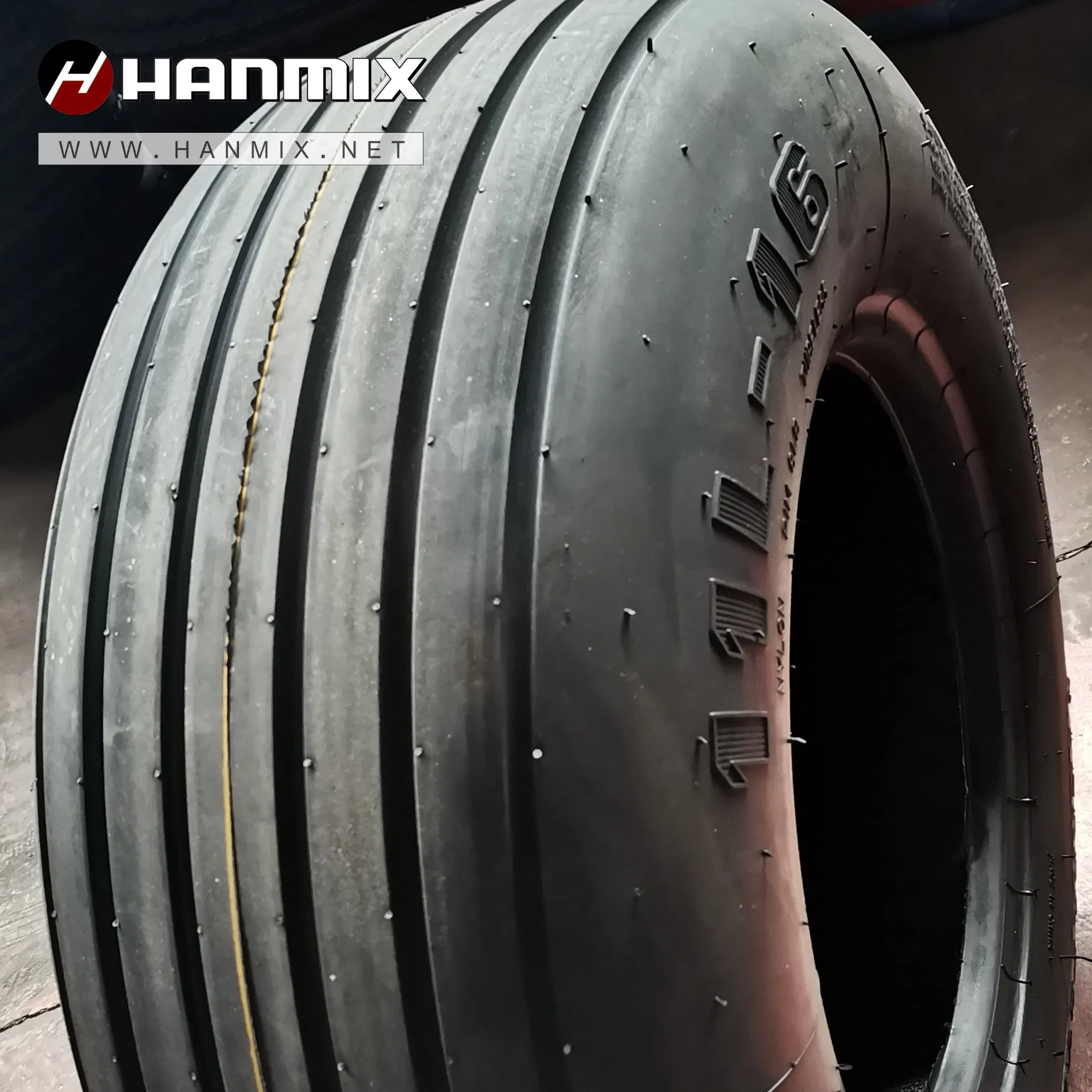 Шина цельнолитая резиновая Hanmix для трактора и комбайна 600-16, 750-16, 760L-15