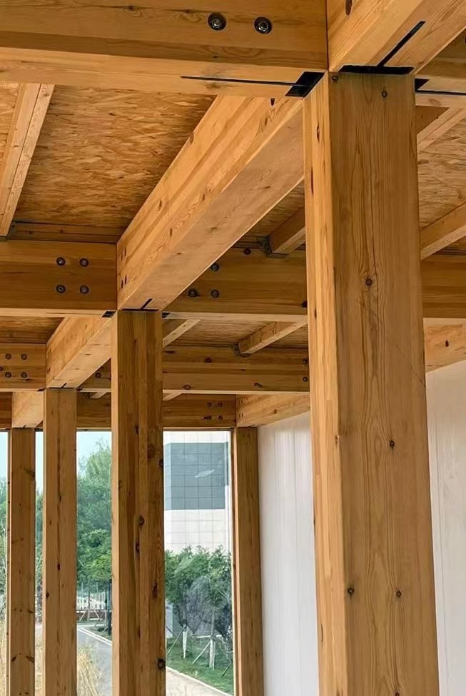 Outdoor Thick Log Post Building Material