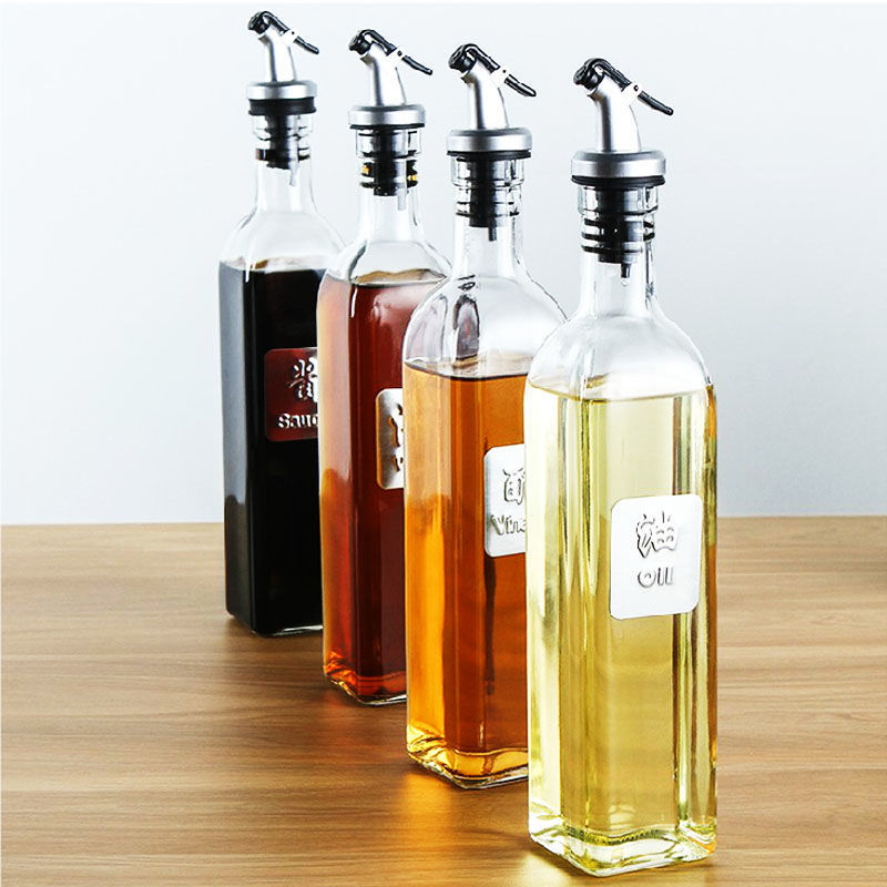 New Arrival Kitchen Vinegar Glass Cooking Olive Oil Bottle with Pourer Spout for Condiment Soy Sauce