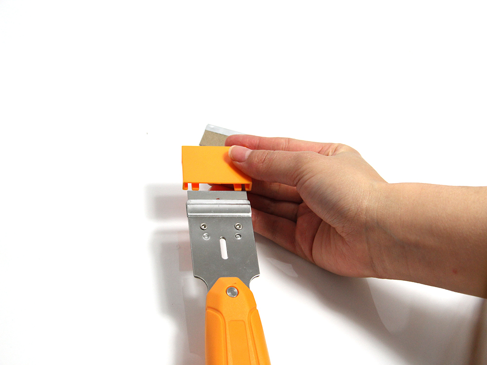 Hautine Plastic Razor Cleaning Scraper with 40X19mm Metal Blades 45X165mm