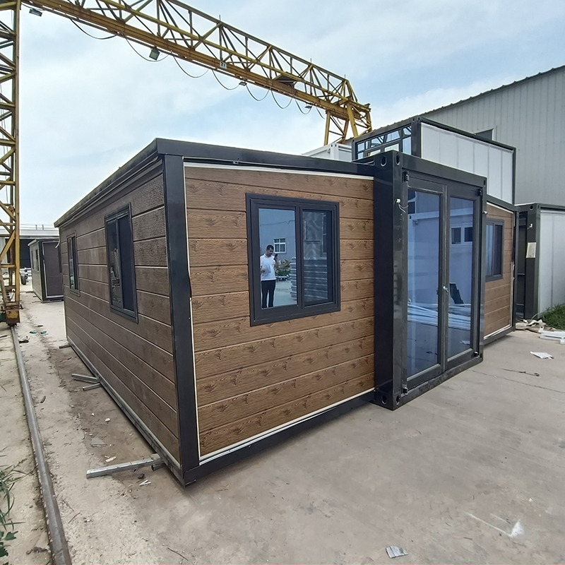 Prefabricated House Tiny House Apple Cabin Three Bedroom with Kitchen