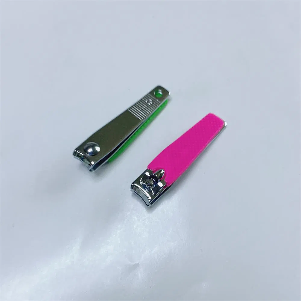 Manufacturer Professional Clip Nail Clipper Cutter with Detachable Silicone Cover and File for Beauty Gifts