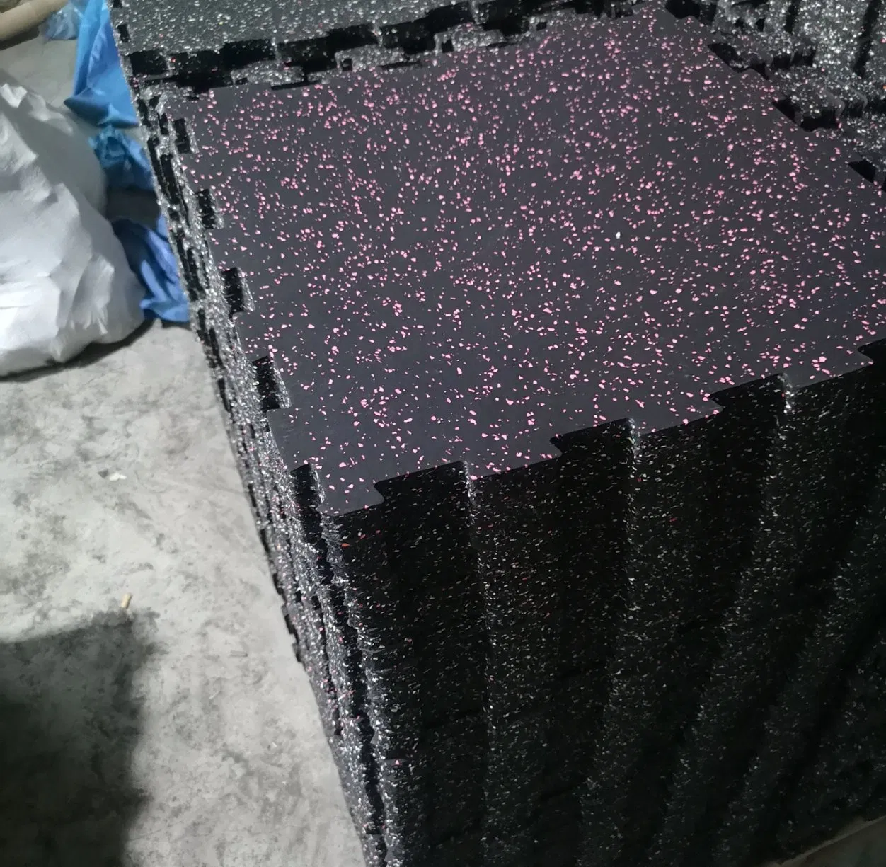 Rubber Sports Floor Mat Interlock Rubber Tile Gym Flooring Rubber Tiles