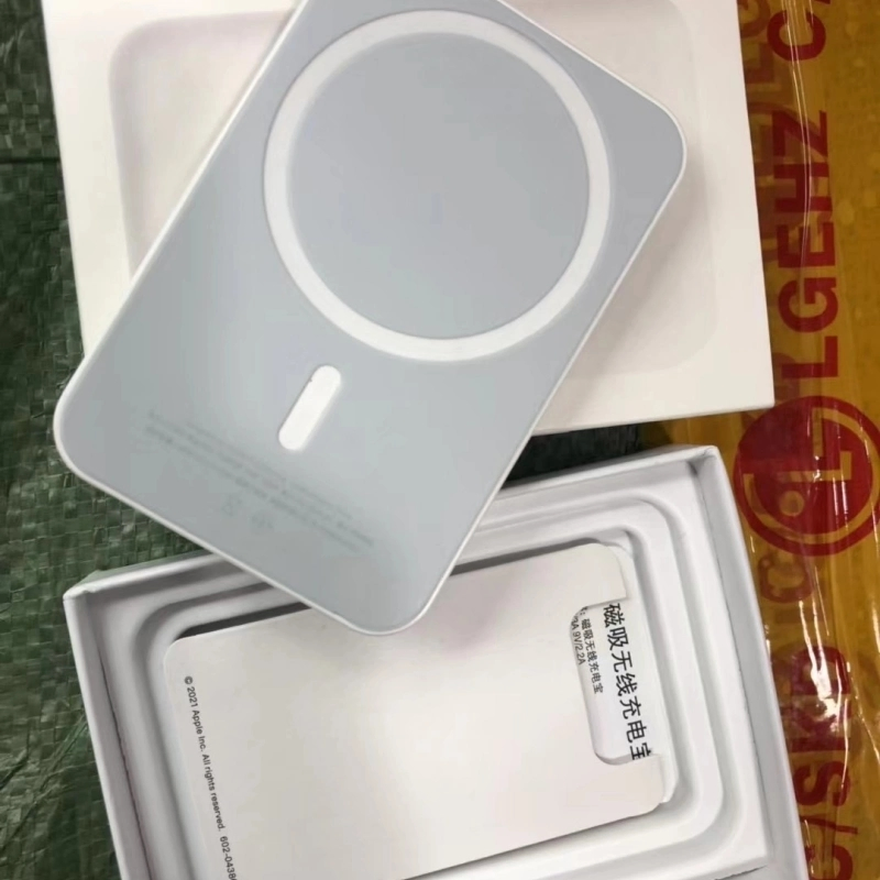 Top Quality 1: 1 Magsafe Battery Charger Wireless Lightweight Charging