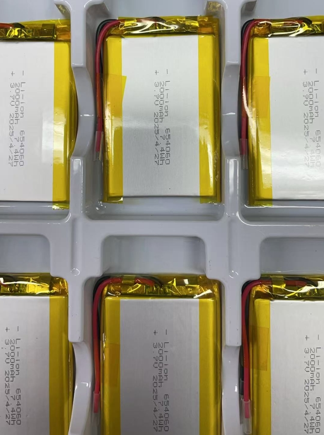 Литий-полимерный аккумулятор 3.7V 2000mAh 804050