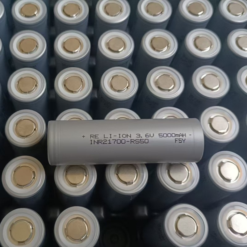 High Discharge 3.7V Cylindrical 5000mAh RS50 21700 Battery