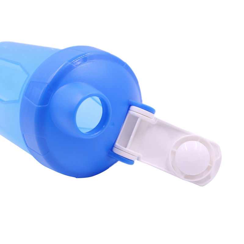 Bottle manufacturer 500ml sports shaker bottle with metal mixer ball for travel
